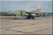 19-Gv-APIB-Mig-23UB-94-Yellow-(2)a