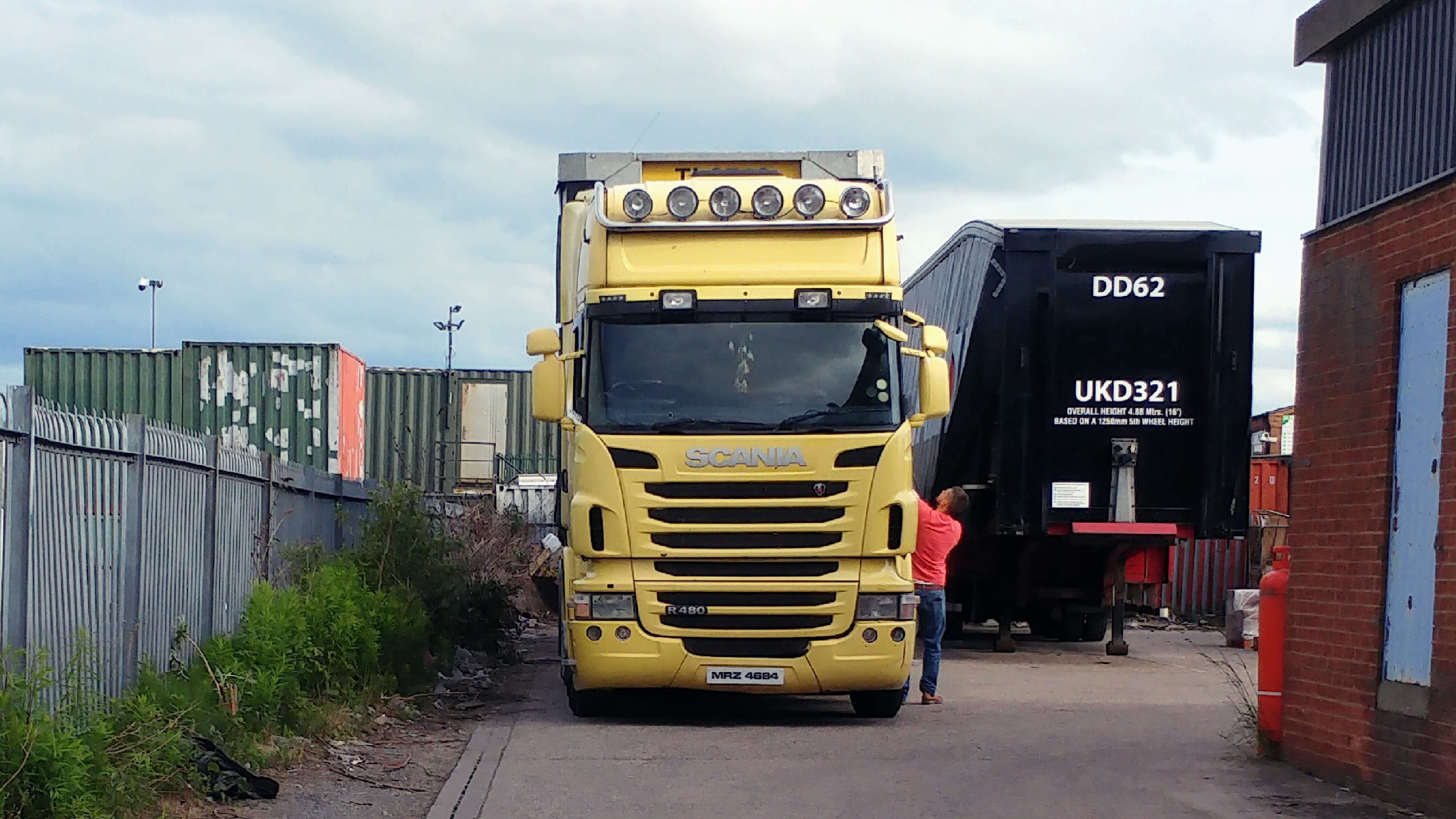 123-2010-Scania-R480-Topline-6x2-15-06-2018.jpg