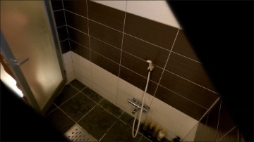 [Image: Voyeur40795132044.jpg]