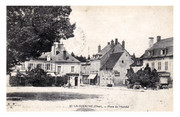 La Guerche (Cher) Place du Marché (EMB 40)