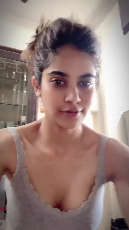 [Image: Actress-Aaditipohankar-73.jpg]