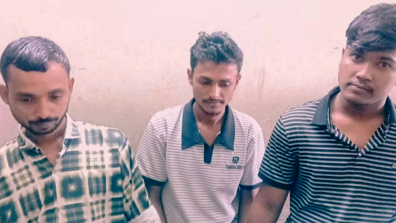 চলন্ত বাসে সংঘবদ্ধ ধর্ষণ: টাঙ্গাইলে ৩ জনের যাবজ্জীবন