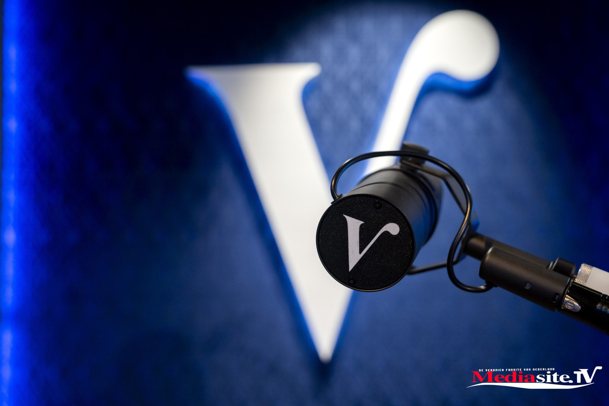 https://i.postimg.cc/kDrBBq35/Radio-Veronica-new-Microfoon-site.jpg