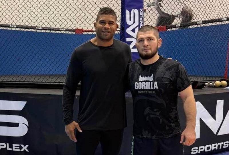 Алистър Овърийм тренира с Хабиб Нурмагомедов в Дубай