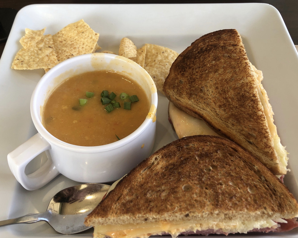 101B5EFC-EC6E-4C9B-BEC1-339C20DE20B0