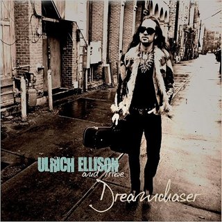 Ulrich Ellison and Tribe - Dreamchaser (2015).mp3 - 320 Kbps