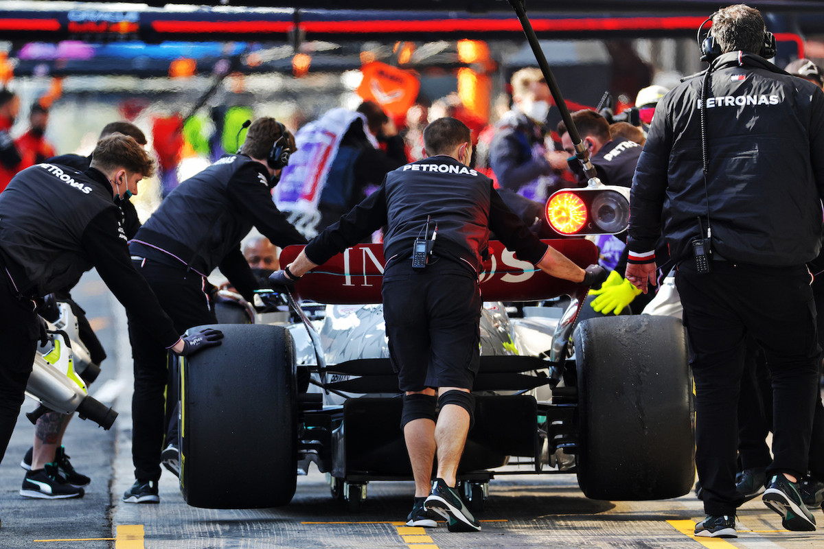 [Imagen: f1-test-barcellona-gallery-day1-123.jpg]