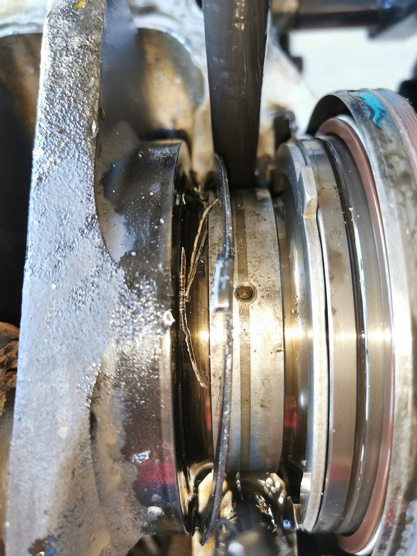 5F2BE5E9-7423-4FF2-BF5B-8192982434B8