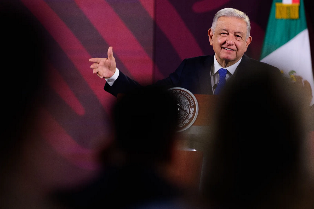 AMLO adelantará mañanera para ver el eclipse de sol en Mazatlán