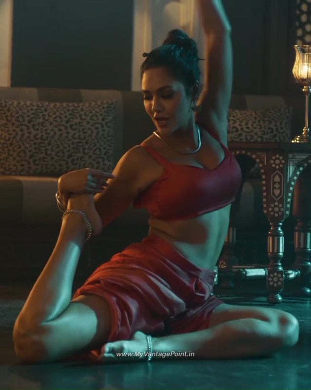 24Esha Gupta Hot in Aashram Web Series