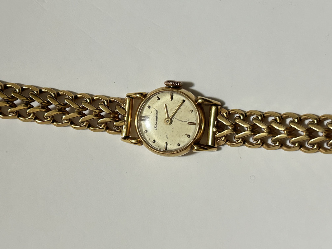 8C6F5F61-CFDB-42DC-A516-9344519416A2