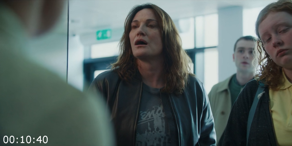 [Kép: Curfew-2024-S01E03-Pipe-Down-720p-WEB-HEVC-BONE-F.png]