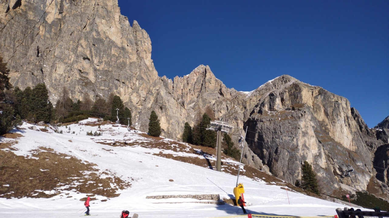 c44476d8-90f4-44cb-b0b3-c604b0b1b4da