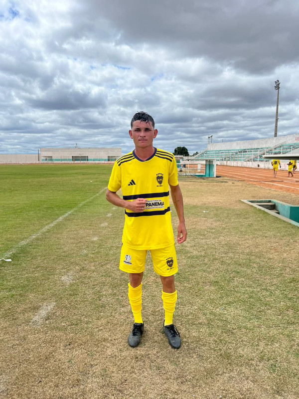 victor - lateral direito