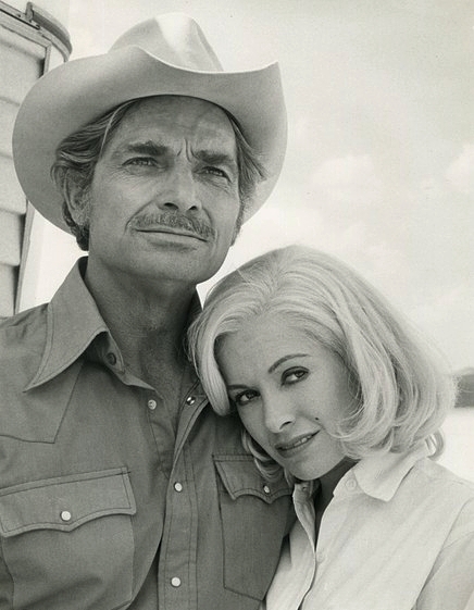 LARRY-PENNELL-MARILYN-THE-UNTOLD-STORY-1A-FOTOR.jpg