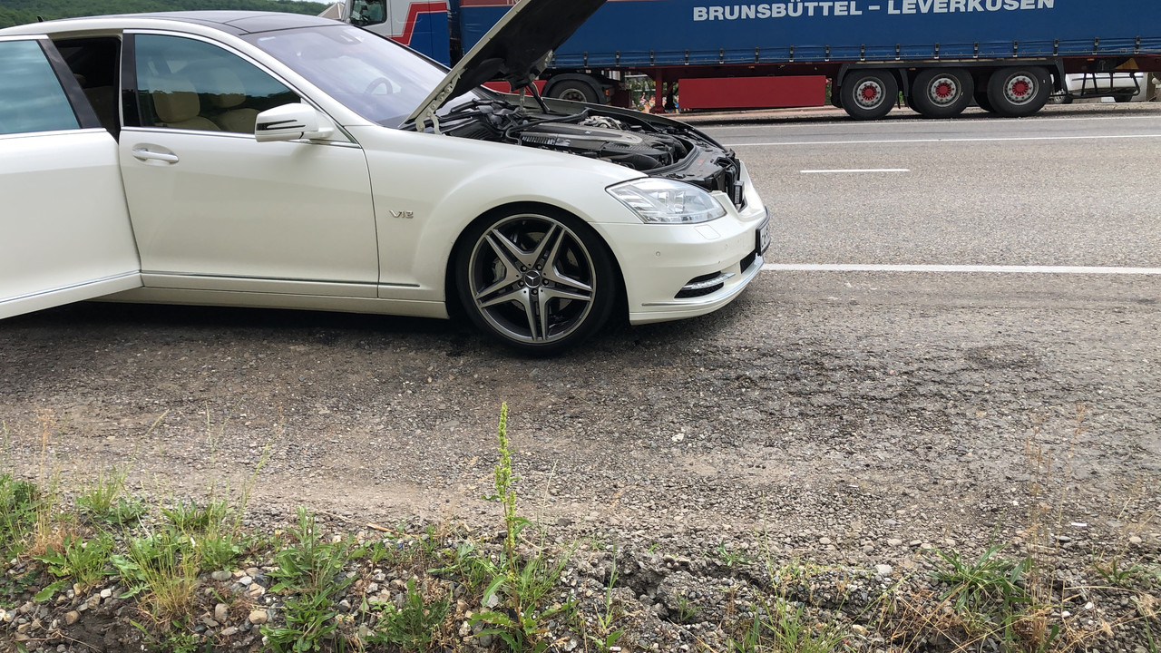 026-E7-C49-8529-4-D88-A377-8288-DF5-B714