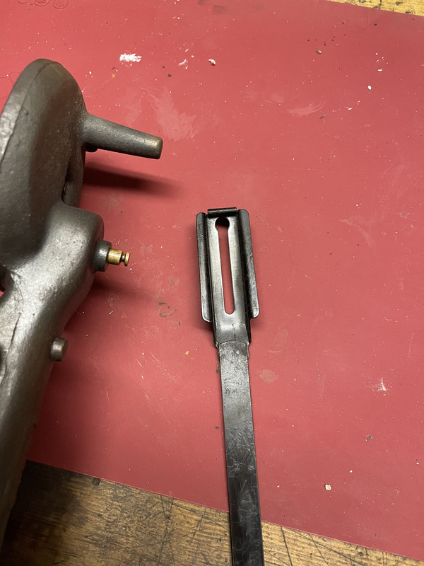 E19B7B1B-BA61-4D9F-AB7B-3C8DCD68B42C