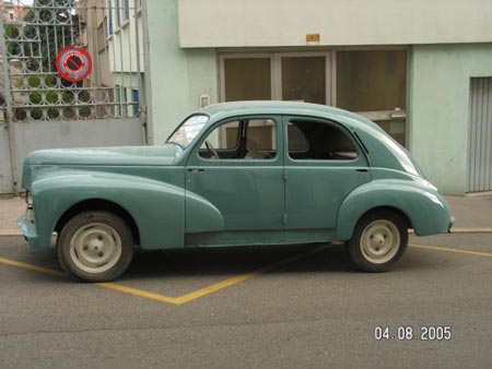peugeot-203-peinture gros bleu CA 509