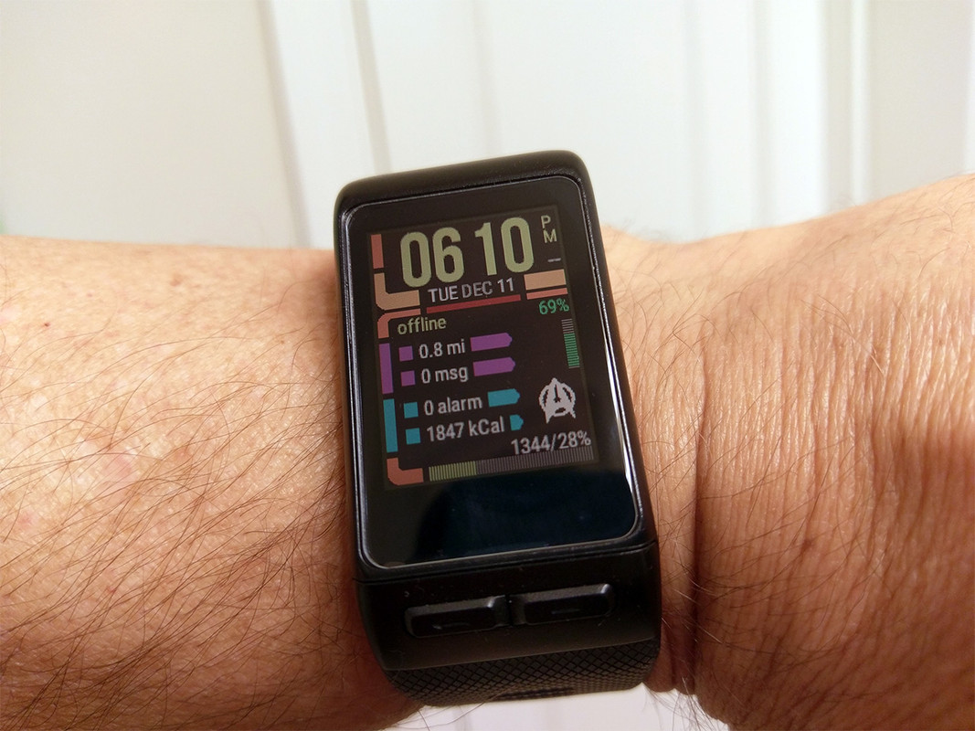 Garmin-vivoactive-HR-LCARS.jpg
