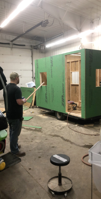 B41F2383-5AE9-4F8B-A596-C6CBDB8CAADF