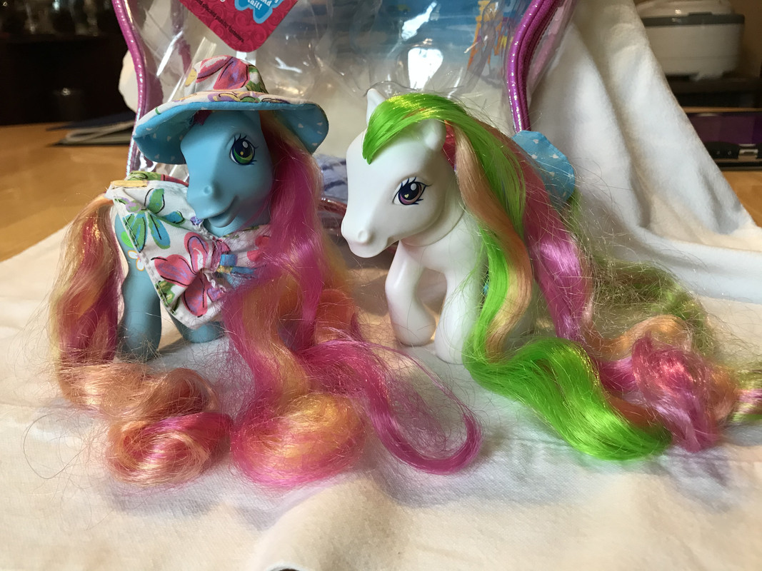 BF73B89C-B681-44D1-8D03-C4F962AD3C05