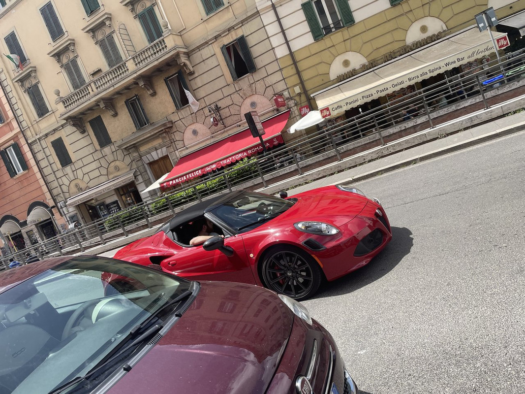 70B35C3B-CE59-44B9-9161-9BA12E2B1F1C