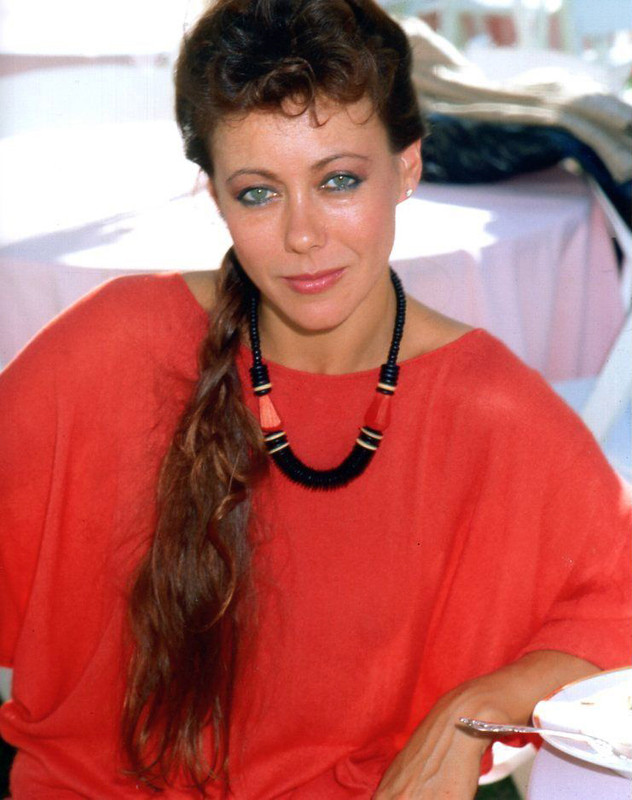Jenny_Agutter_b72
