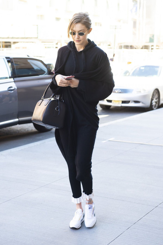 gigi-hadid-out-and-about-in-new-york-04-22-2018-7