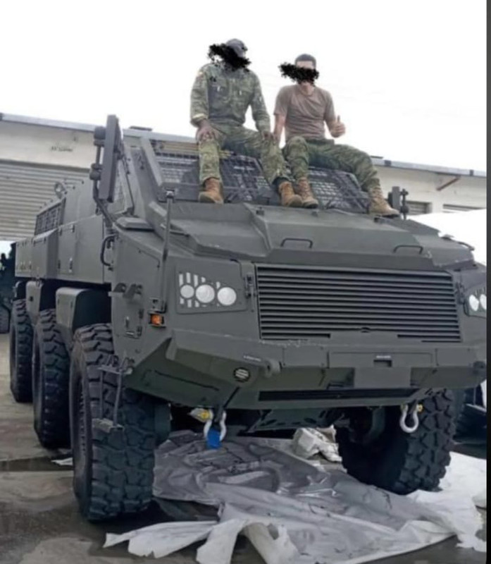 Ecuador inicia el despliegue de sus blindados MBombe