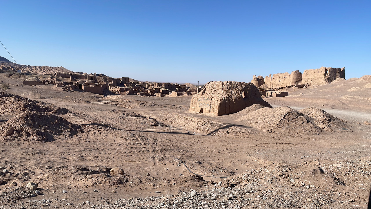 8E57DB11-F9DF-44CB-A318-AB36676A3C44