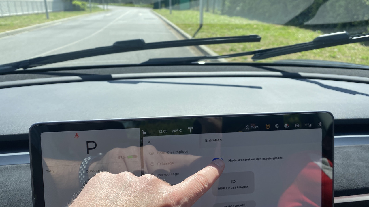 Changer les essuie glaces Tesla Model 3 ou Model Y - Forum et Blog Tesla