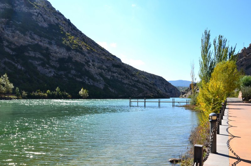 PRESA Y EMBALSE DE SOPEIRA-3-10-2015-HUESCA - Paseando por España-1991/2016 (25)