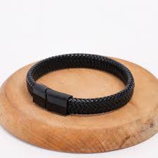 Gelang Kulit