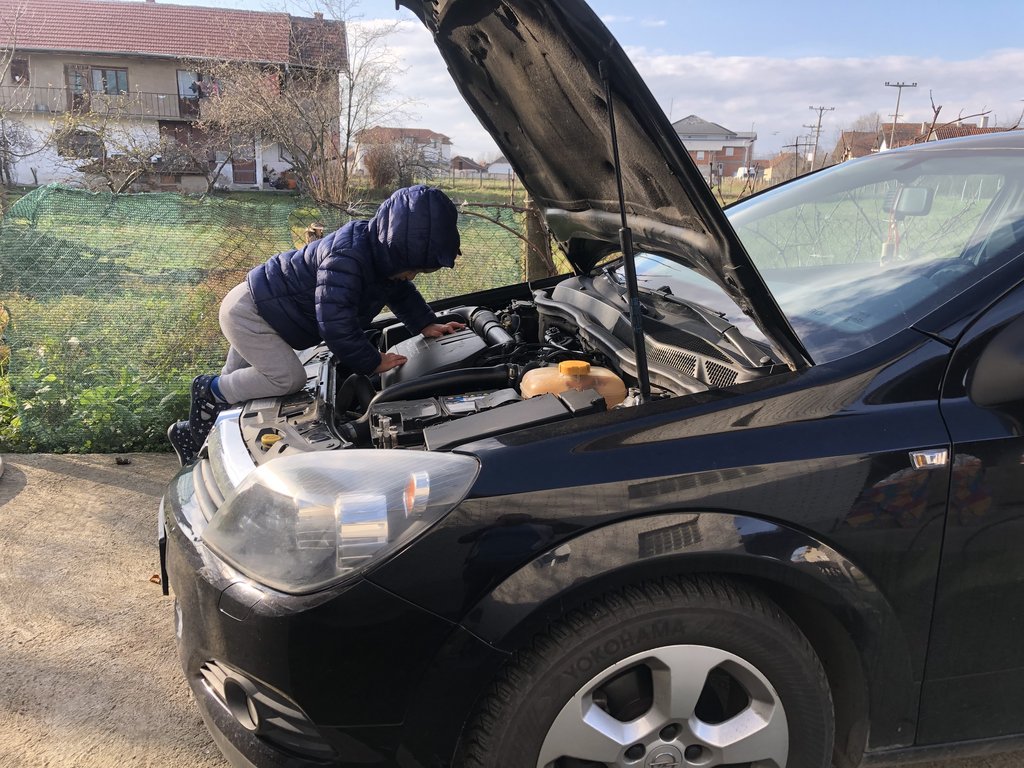 5AD7FC16-A8B8-4339-8D8A-BAF4584E84AB