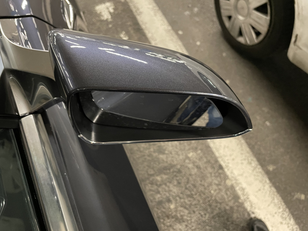 5CEE39E1-9FE5-4377-B86A-1A5B6B7A5DFE