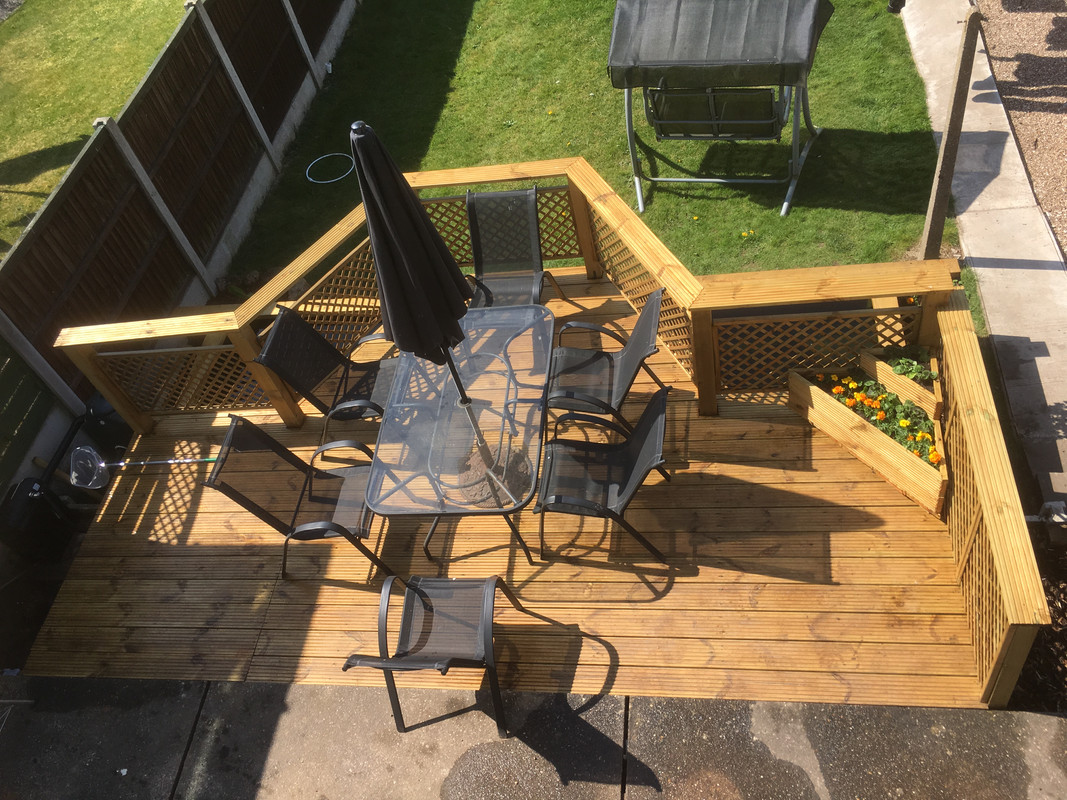 2EED3245-B75B-41A2-AD8E-C956BEB47F7F