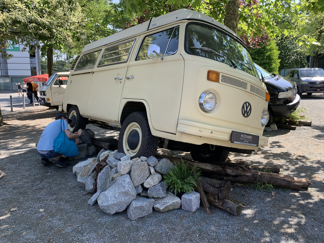 EFDFC722-6A69-4C2B-A69E-B1C0D7192AEE