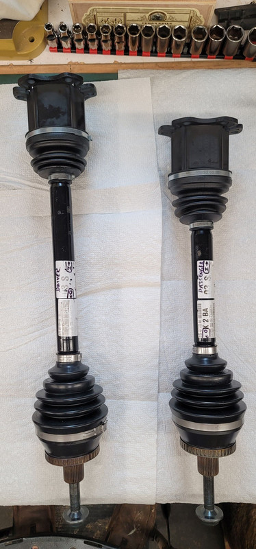 33 CV boots and grease both sides