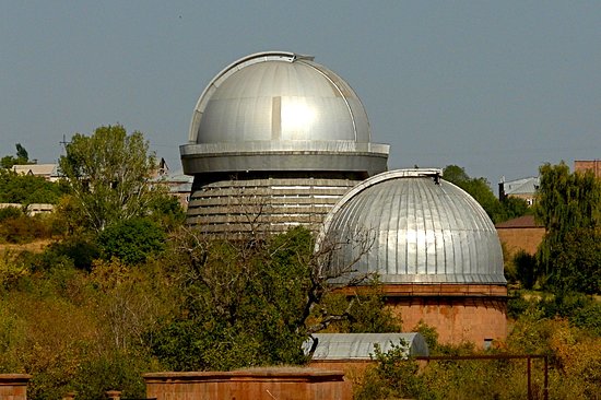 Armenia (2012). Serie de las Provincias de Armenia Regi-n-de-Aragatsotn-Byurakan-observatory