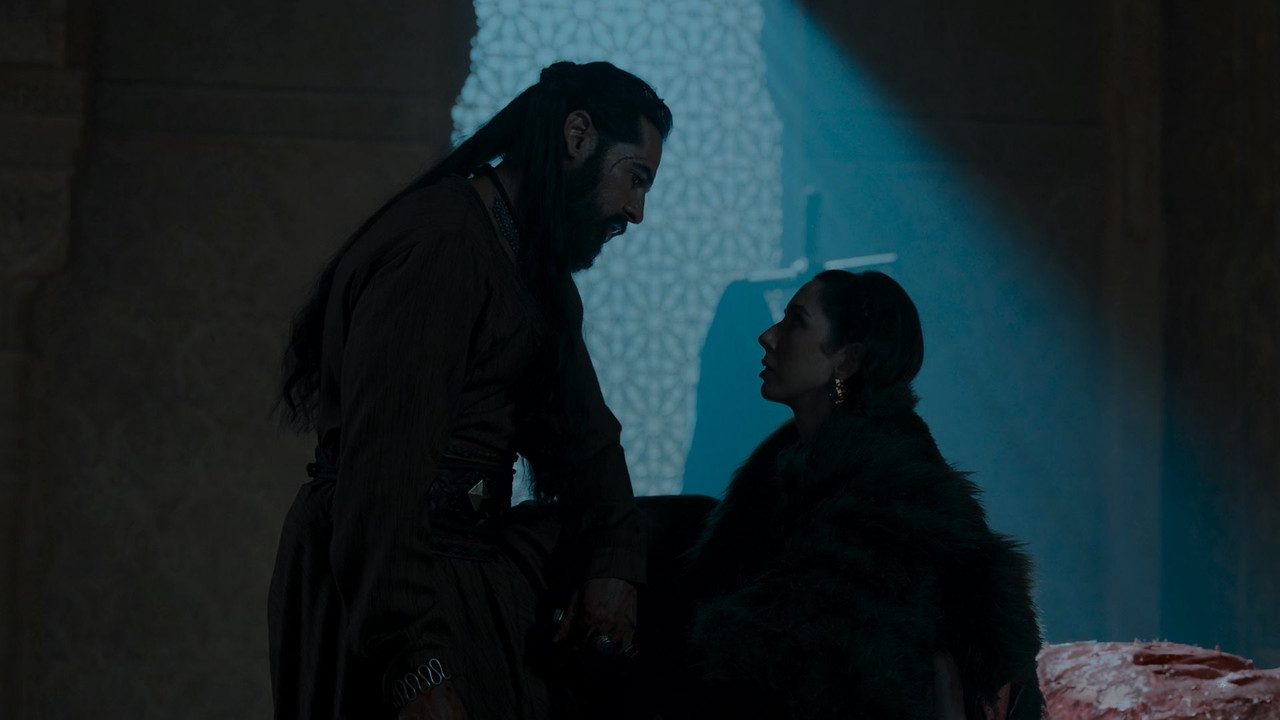 The.Empire.S01.1080p.HS.DSNP.mkv_snapshot_03.34_[2021.08.27_10.39.28]