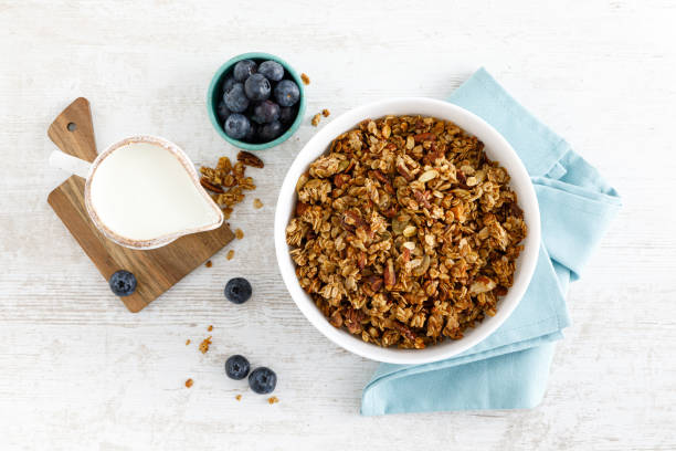 cinnamon nutmeg granola