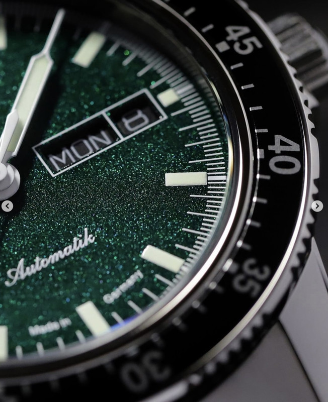 C1A2504B-E5F3-41E4-B57D-0A90D0C0B86E