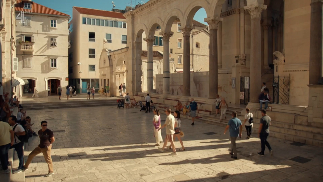 2022-04-11_21_30_Chan4_Travel-Man-48-Hours-In-Split_10x2.mp4_snapshot_28.36.879