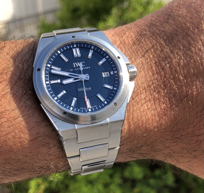 328DB4E7-3268-41DC-813F-15D9920AC3E8