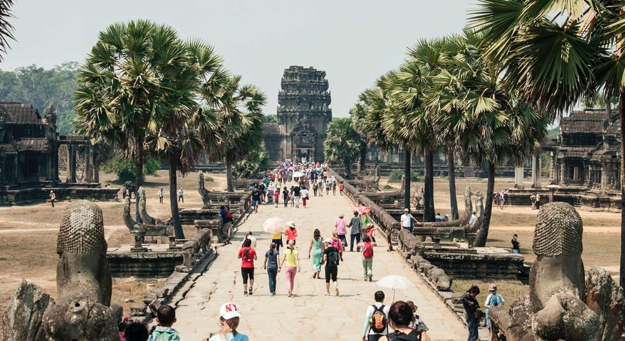 VIP Line dan Pengalaman Wisata di Kamboja
