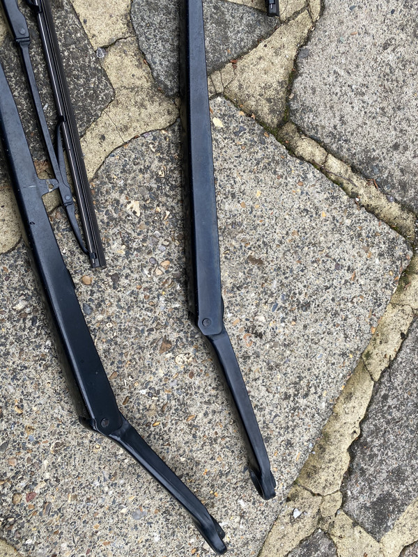 FOR SALE BMW E46 Genuine Wiper Arms & Bosch Wiper Blades The M3cutters