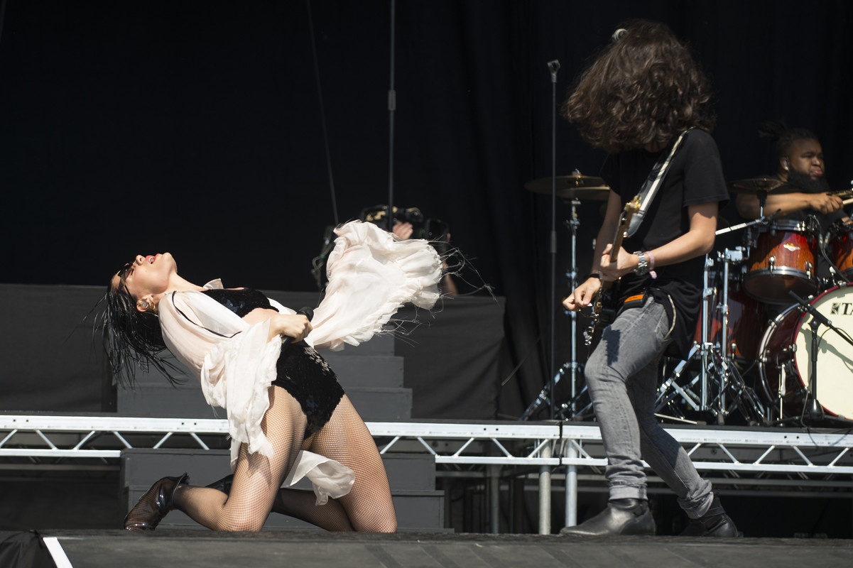 jessie-j-glasgow-6292018-13