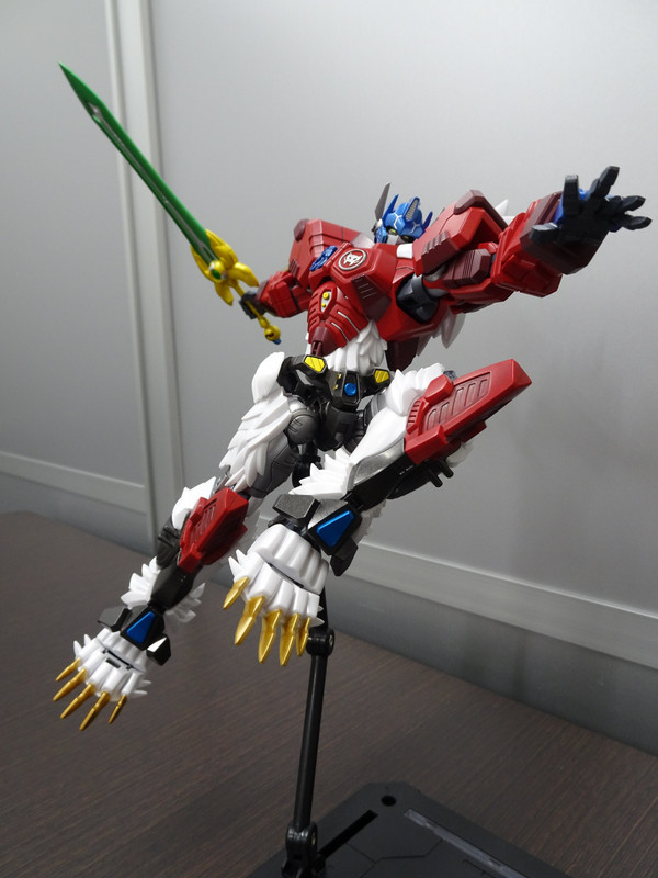 Flame-Toys-Furai-Action-Leo-Prime-03