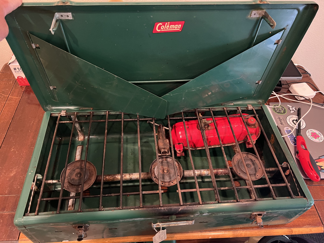 2E893490-F961-4BA7-8206-04643B057B8D