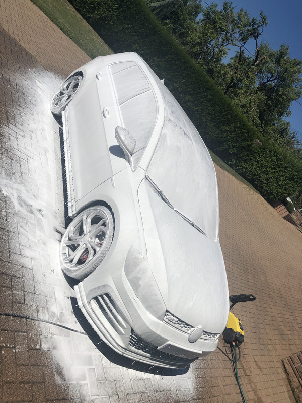 76AFC6DE-9EA6-43BF-AAC1-4A12DEB88604